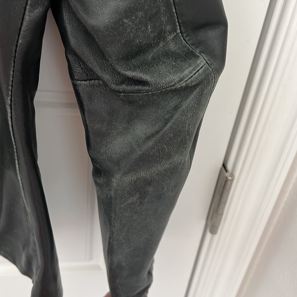 Wilson's Leather Jacket size medium - Picture 4 of 9